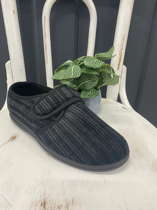 Thurston Slipper - Black